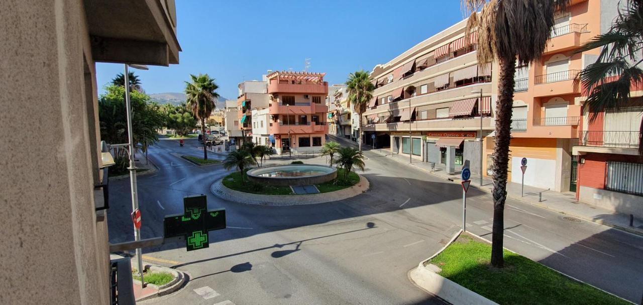Апартаменти Motril Centro. Екстер'єр фото